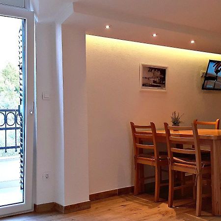 Ferienwohnung Deluxe Stone House Bonaca Baška Voda Zimmer foto
