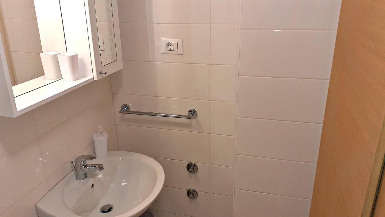 Ferienwohnung Deluxe Stone House Bonaca Baška Voda Zimmer foto